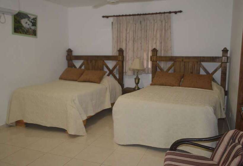 هتل Rancho Don Cesar