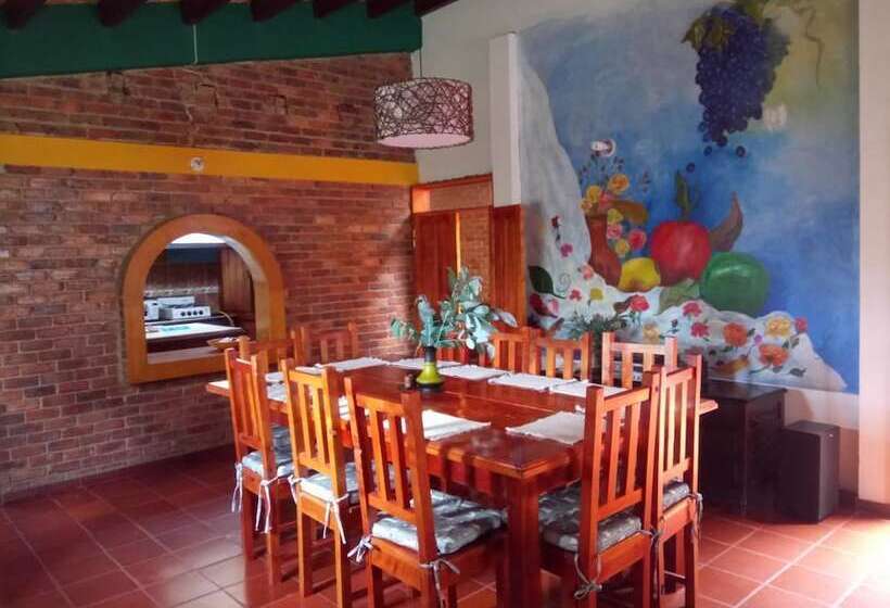 فندق Refugio Turístico El Alcaparral