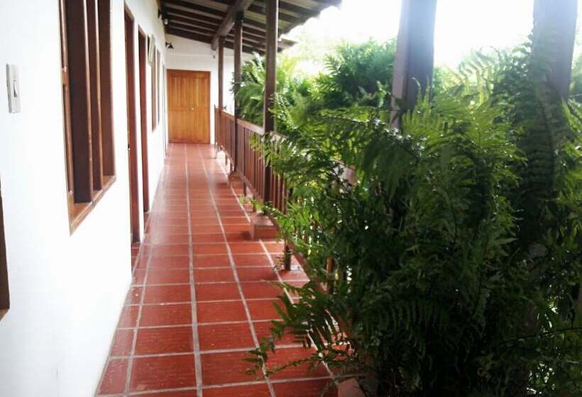 هتل Santa Cruz De Mompox