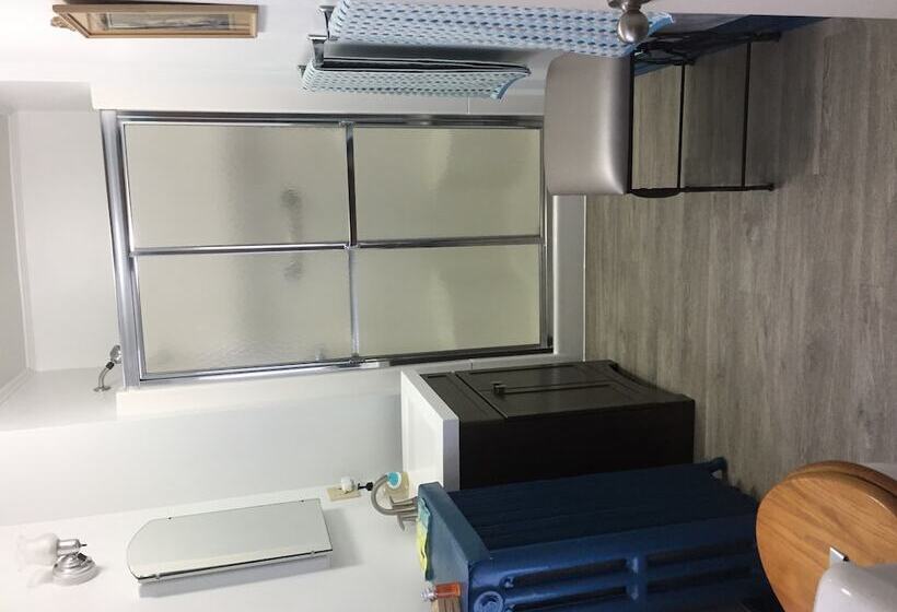 فندق Schwartz S Inn