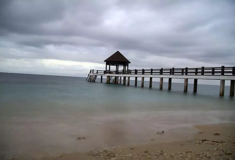 ホテル Ticao Altamar Boutique Resort