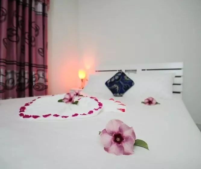پانسیون Huvadhoo Inn