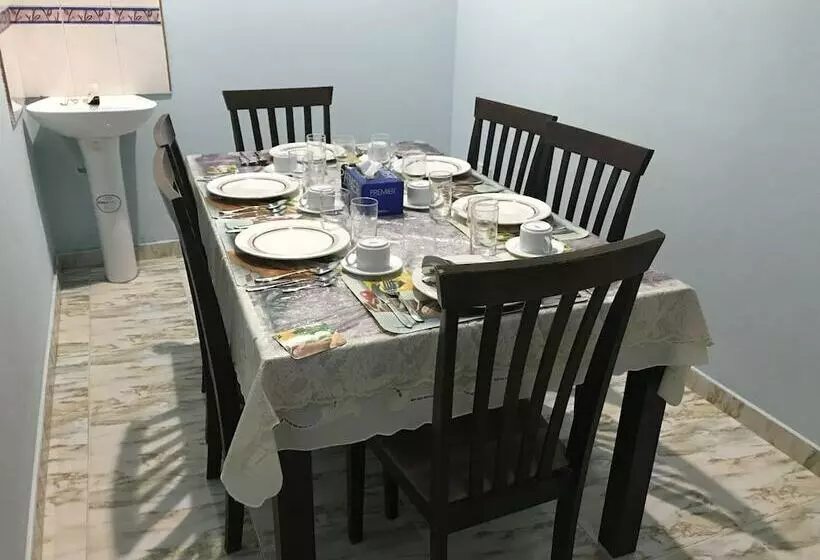 پانسیون Huvadhoo Inn