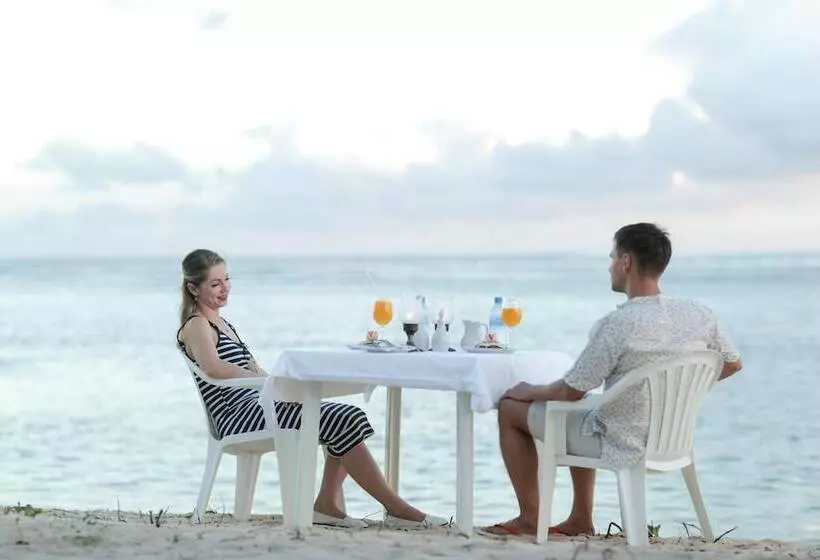 پانسیون Huvadhoo Inn