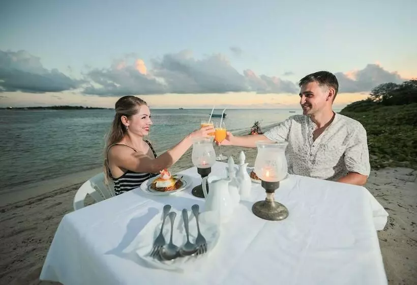 پانسیون Huvadhoo Inn