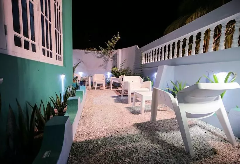 پانسیون Huvadhoo Inn