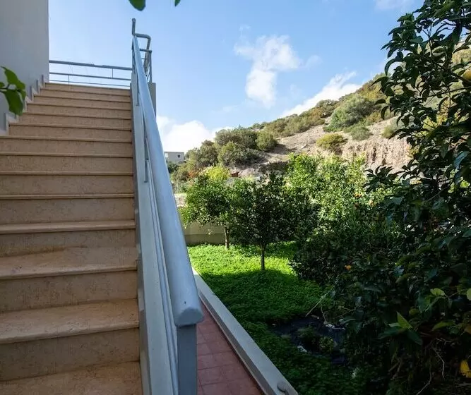 Portela Apartments Kampoula