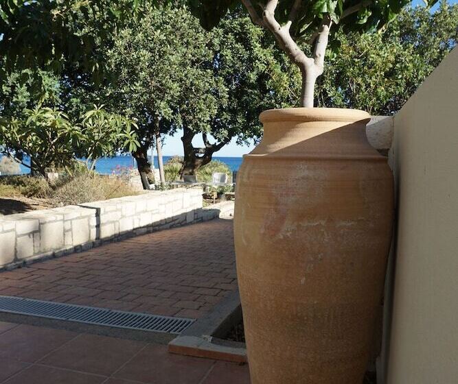 Portela Apartments Kampoula