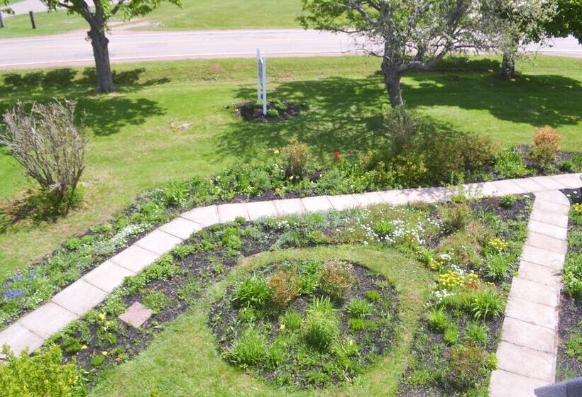 Sea Glass Bed And Breakfast