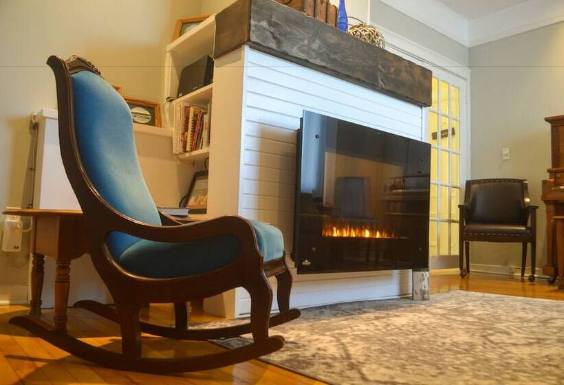 Sea Glass Bed And Breakfast