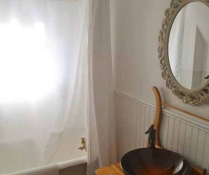 Sea Glass Bed And Breakfast
