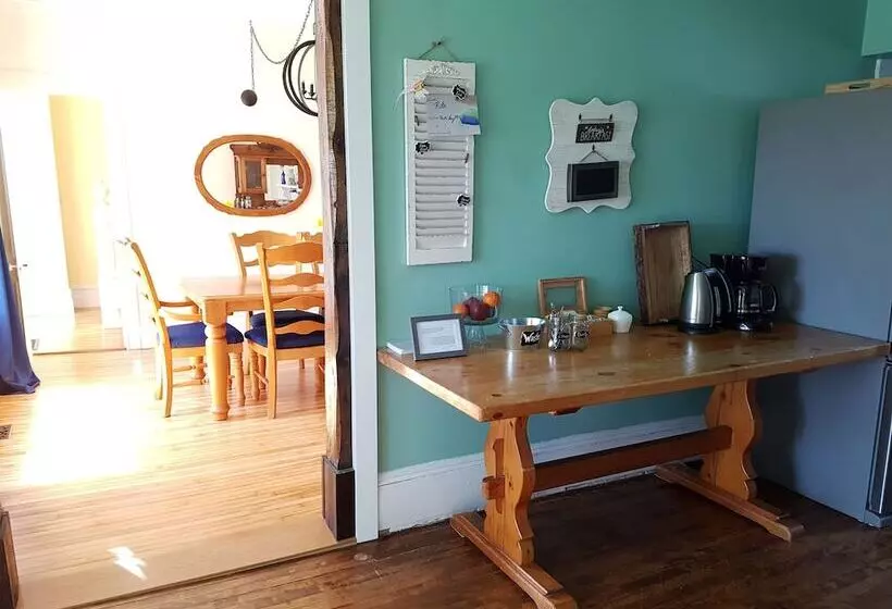 Sea Glass Bed And Breakfast