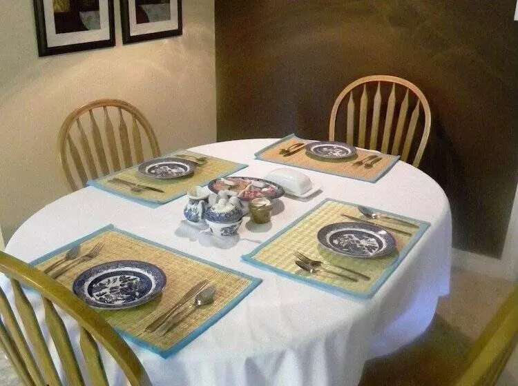 Aamiaismajoitus (B&B) Shamrock Suites