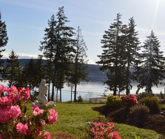 Bed & Breakfast Two Eagles Lodge