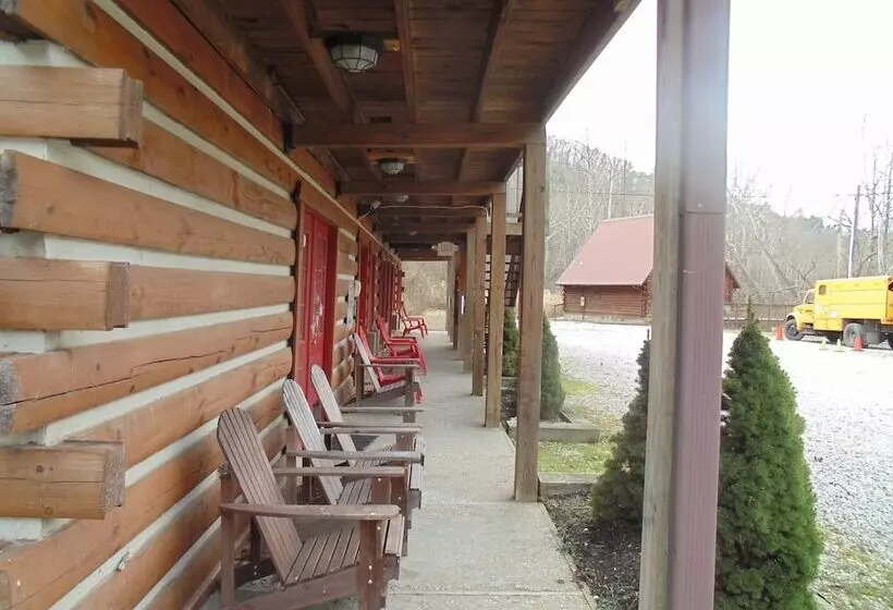 Black Bear Lodge Motel