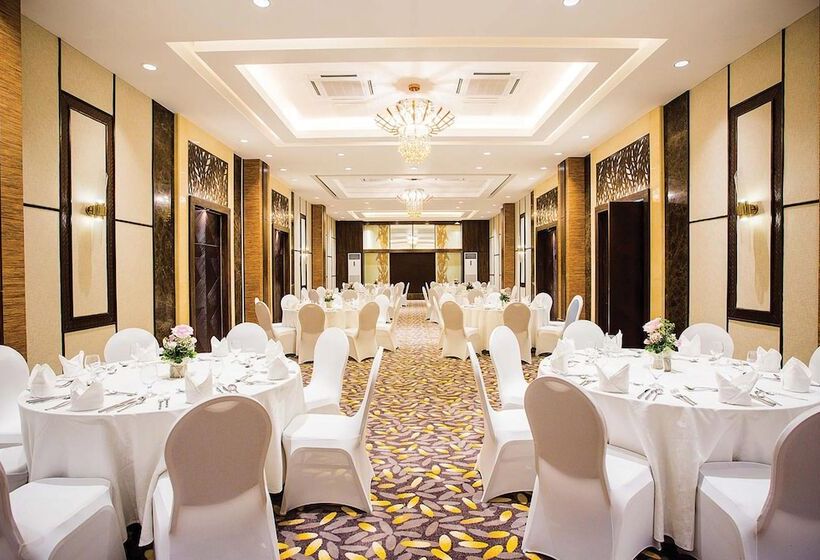 Hotelli Acuatico Beach Resort