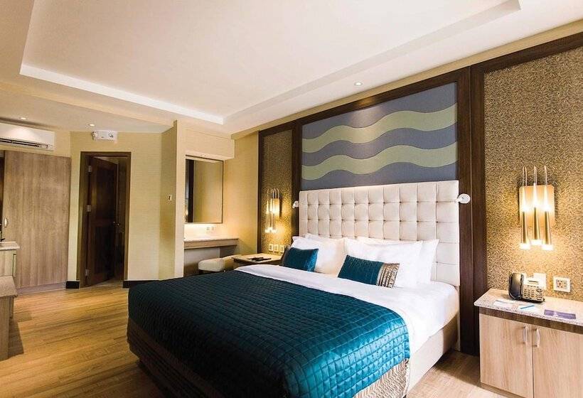 Hotelli Acuatico Beach Resort