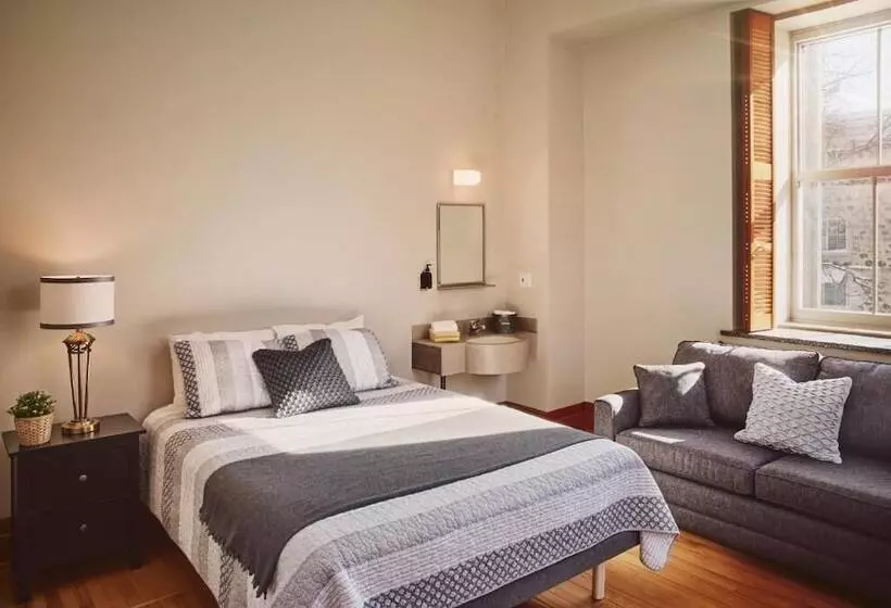 Hotelli Auberge De L Abbaye D Oka