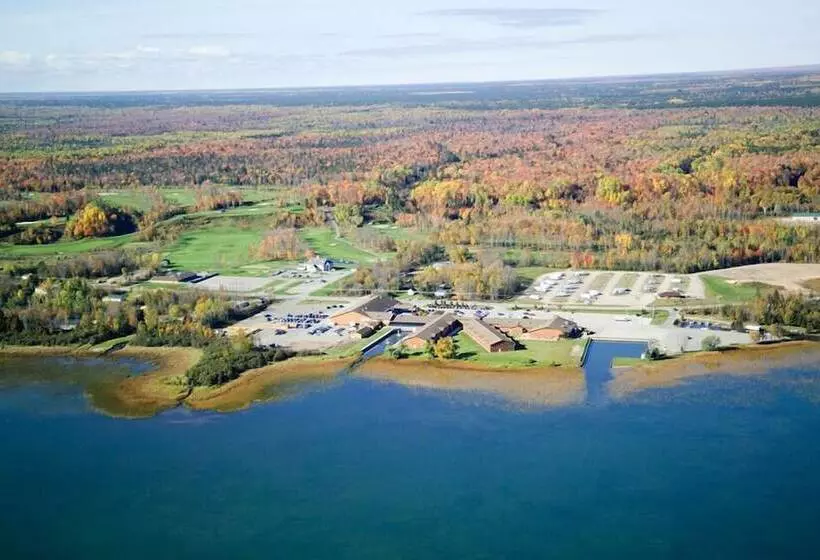 Hotelli Bay Mills Resort And Casino