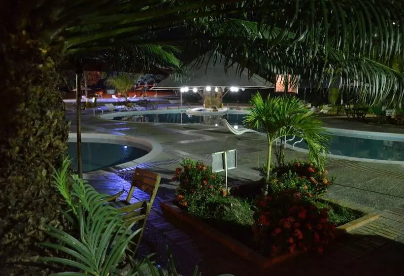 ホテル Hostería Florida Tropical