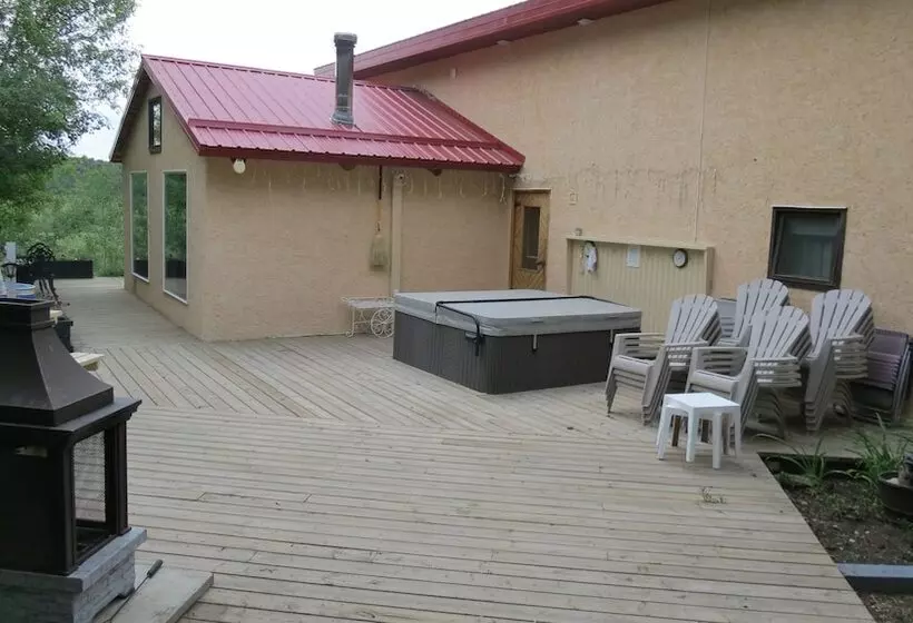 Hotelli Lazy M Lodge