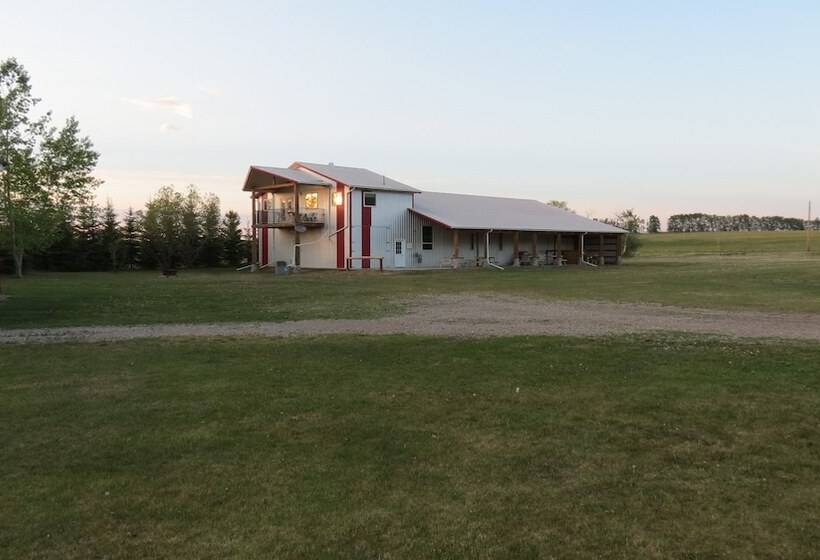 בית מלון כפרי Lazy M Lodge