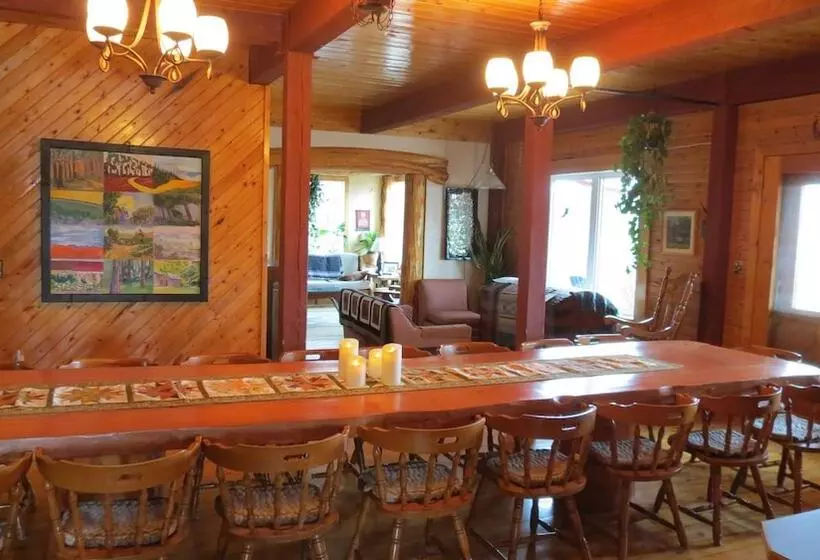 Hotelli Lazy M Lodge