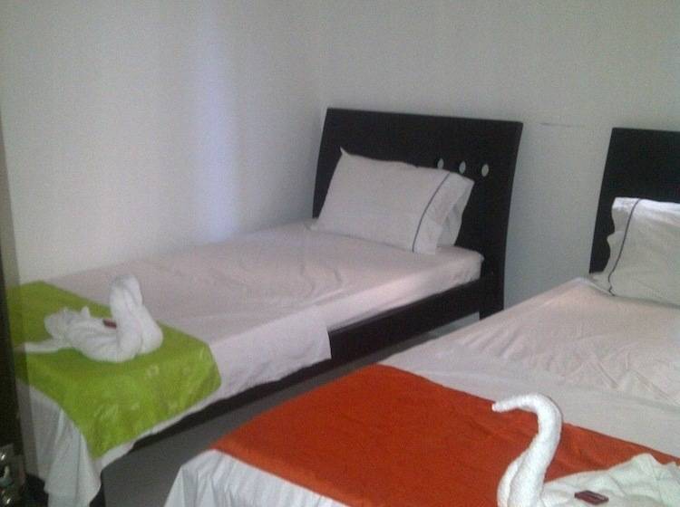 هتل L&c Llano Confort