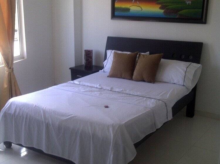 هتل L&c Llano Confort