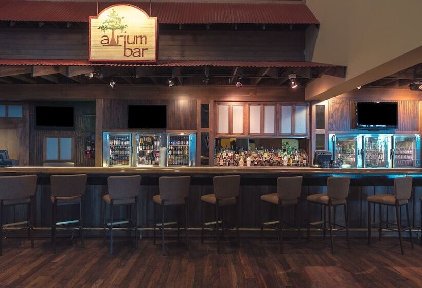 酒店 Paragon Casino Resort