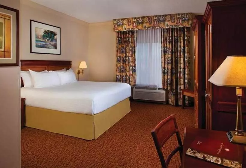 Hotelli Paragon Casino Resort