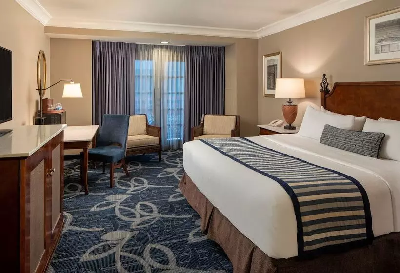 Hotelli Paragon Casino Resort