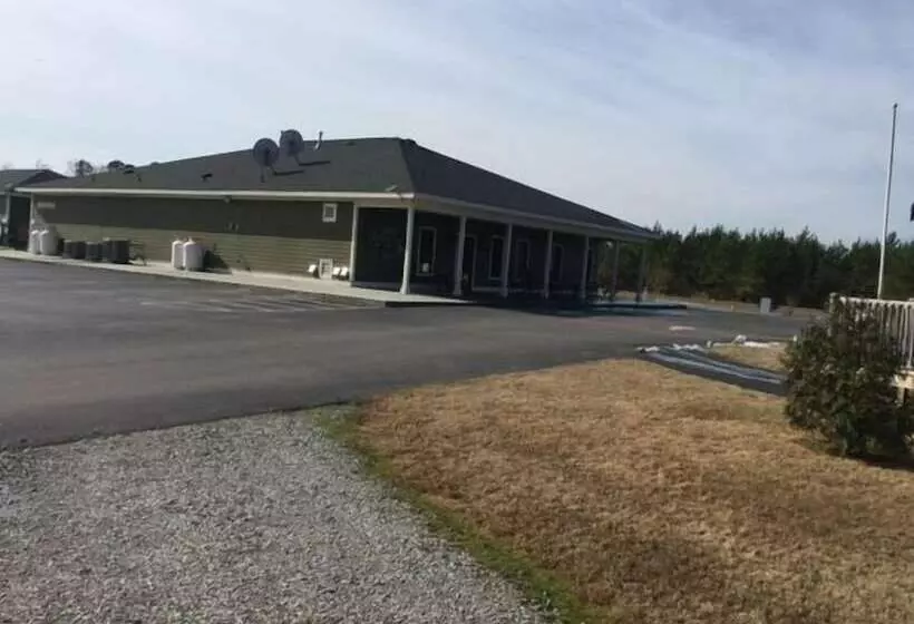 ホテル Rv Resort At Carolina Crossroads