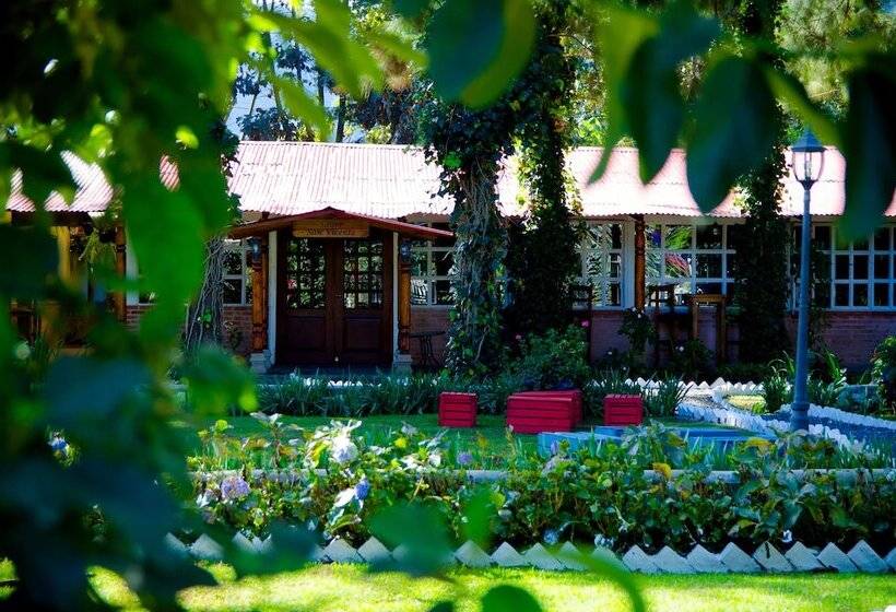 هتل San Ricardo Farm And Lodge