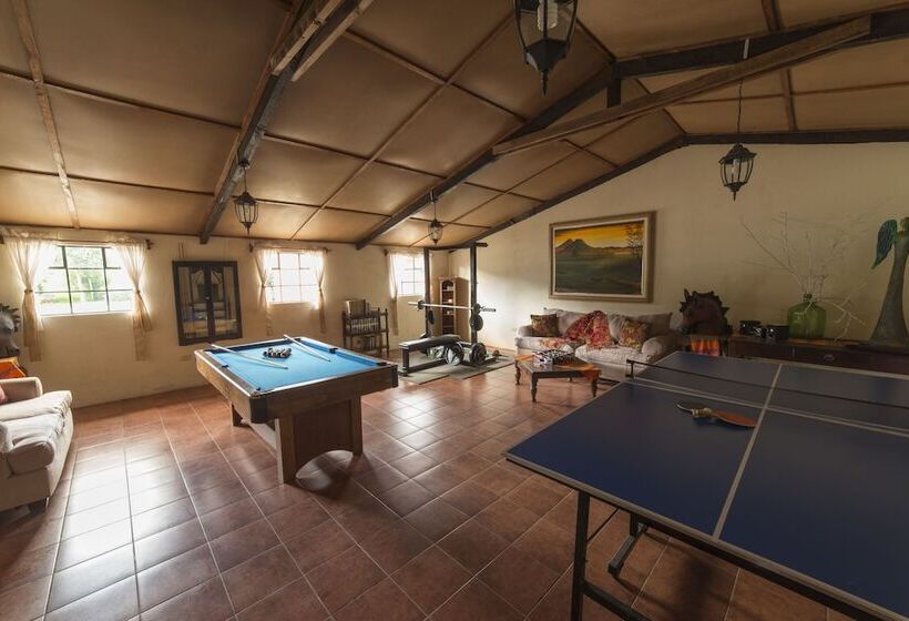 هتل San Ricardo Farm And Lodge