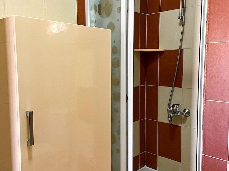 هتل Sunny Lakes Resort Apartments   Adults Only