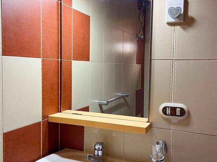 هتل Sunny Lakes Resort Apartments   Adults Only