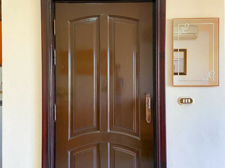 هتل Sunny Lakes Resort Apartments   Adults Only