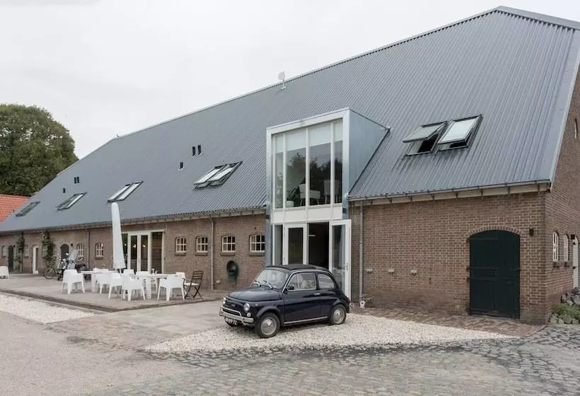 Hotelli T Hof Olmenstein