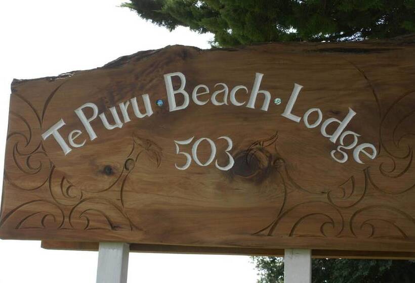בית מלון כפרי Te Puru Beach Lodge