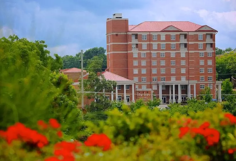 ホテル The Inn At Ole Miss