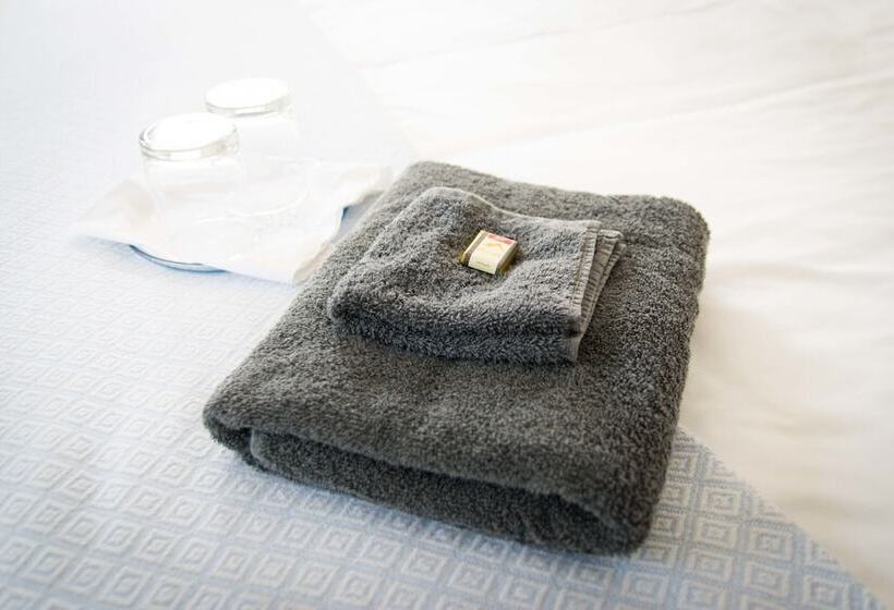 Laura S Bed & Breakfast