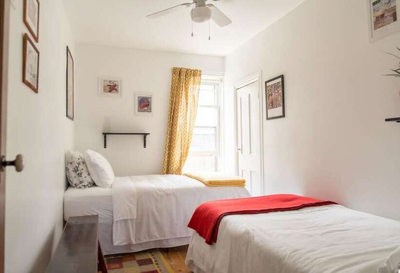 Laura S Bed & Breakfast