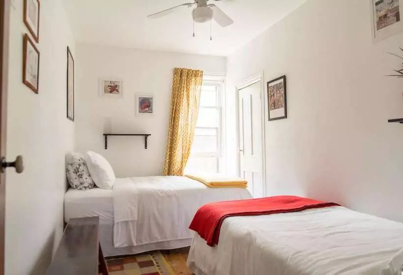 Laura S Bed & Breakfast