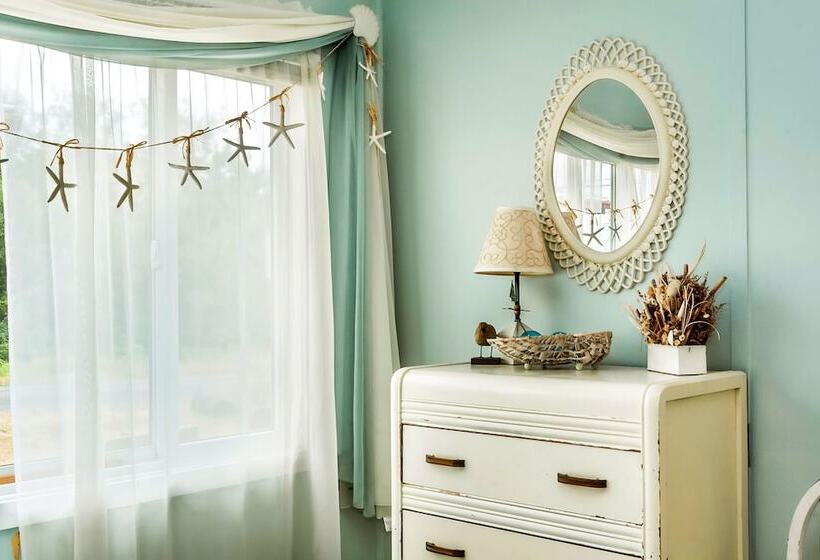 Ocean Spray Beach Resort