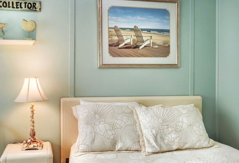 Ocean Spray Beach Resort