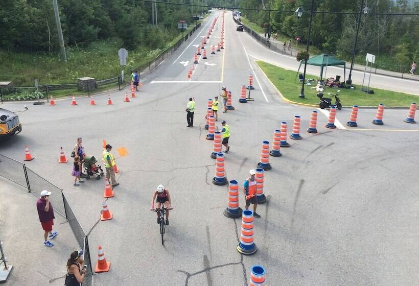 پانسیون Bb Saffron Tremblant