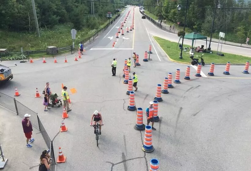 ペンション Bb Saffron Tremblant