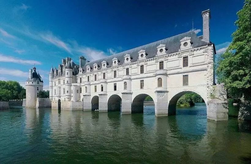 ペンション Château De La Celle Guenand