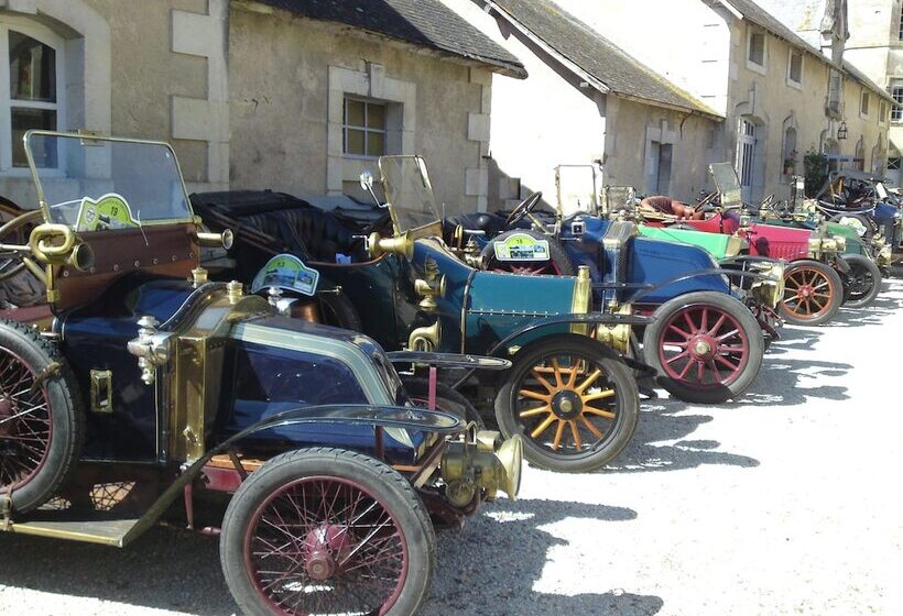 بنسيون Château De La Celle Guenand